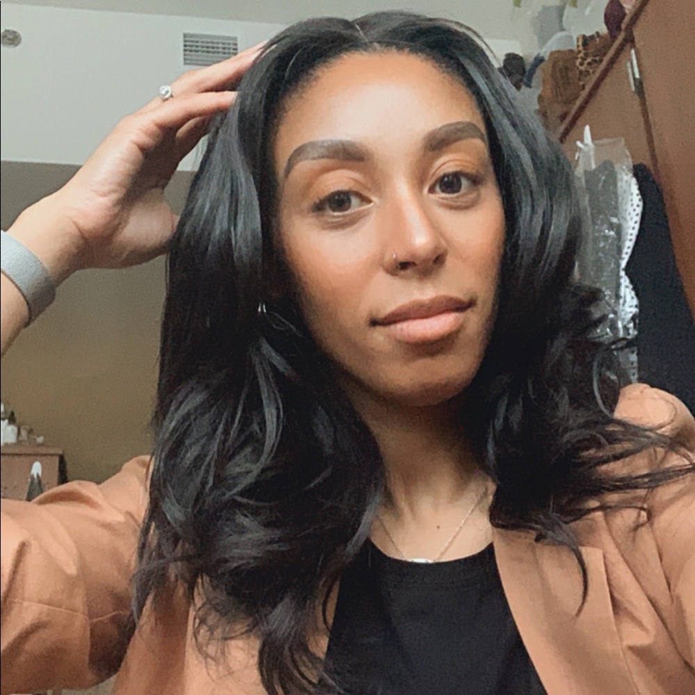 Meet your Posher, Ashley Cetera